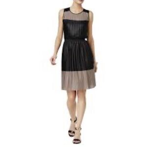 Women’s Thalia Sodi Colorblock Pleated Career Dress
Black Tan Stretch Size L